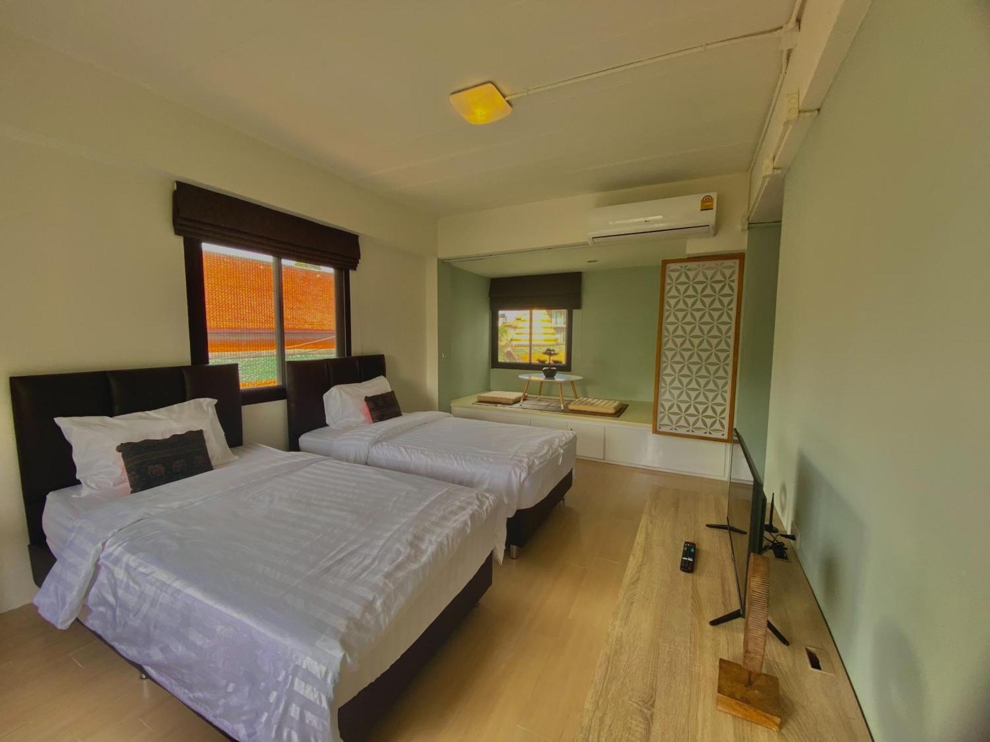 清邁 Baan Ploy In (Adults Only)旅舍 外观 照片